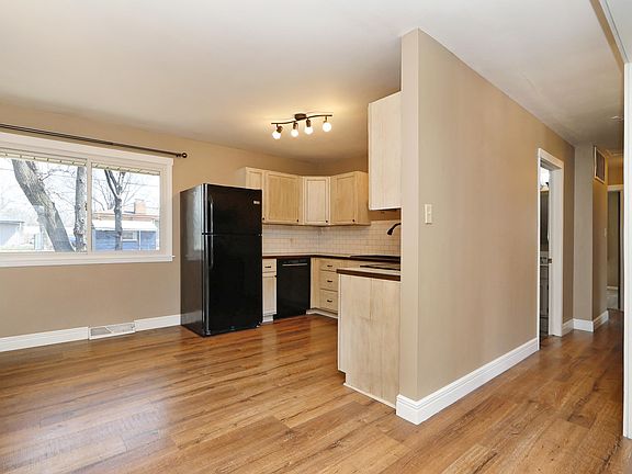 5th image of 1728 Cassell Rd