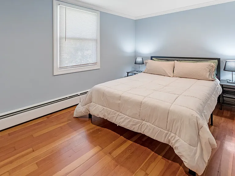 211 Longneck Blvd — Photo 9