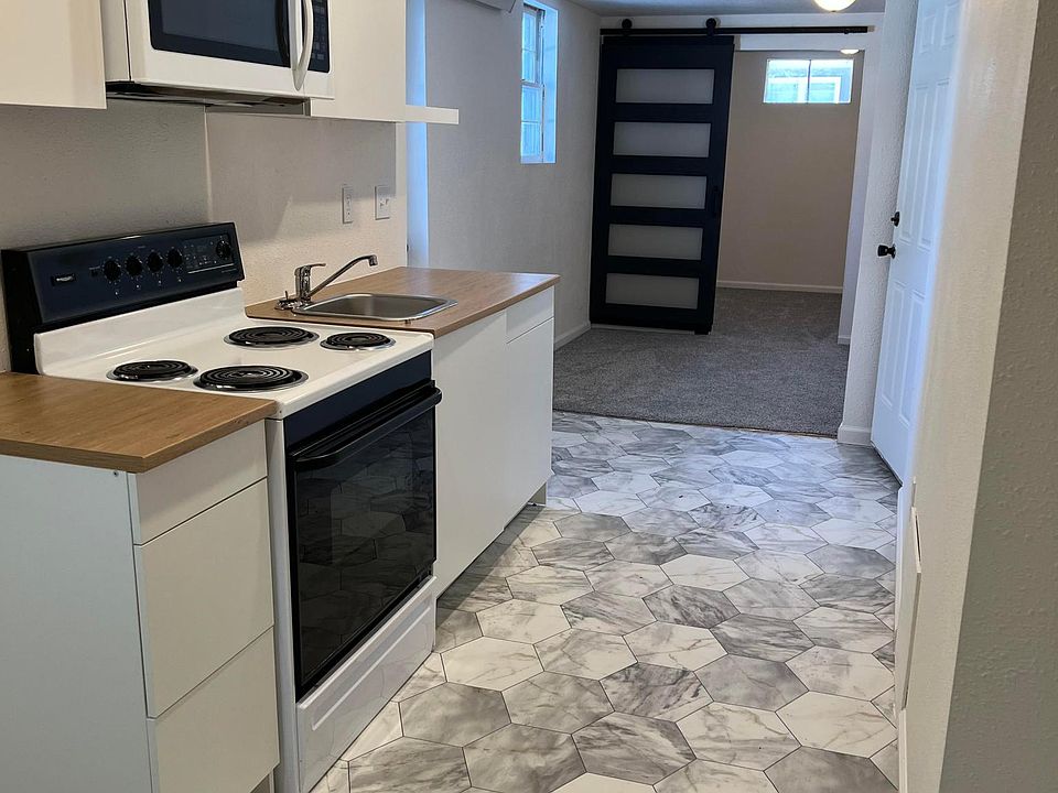 2nd image of 2313 Alamo Dr #2