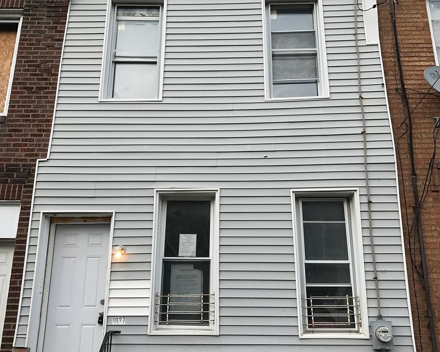 1st image of 1837 E Monmouth St