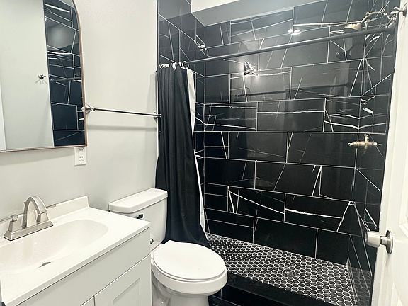 5th image of 2215 N 10th St #2