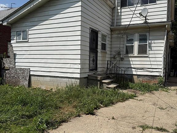 3rd image of 13644 Linnhurst St
