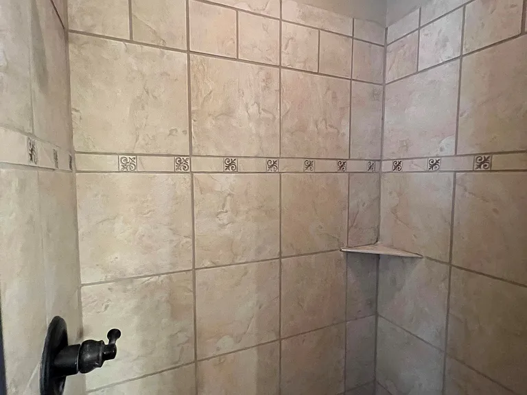 4809 Manchester Dr — Photo 9
