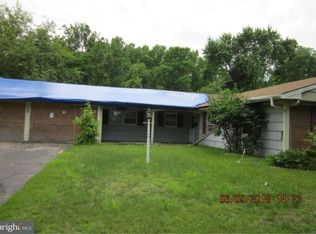 155 Club House Dr, Willingboro, NJ 08046