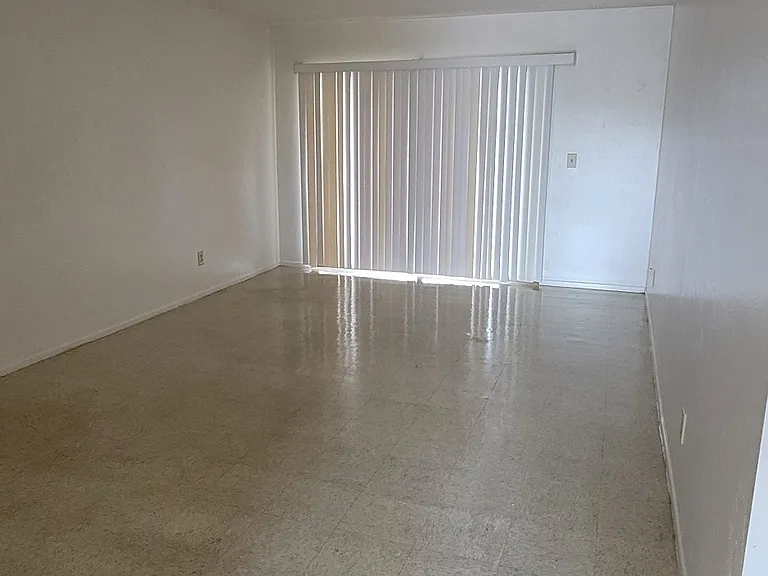 3801 Country Club Blvd #1-8 — Photo 28