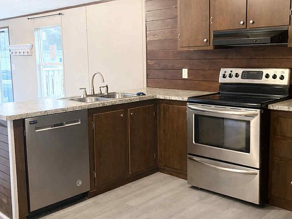 5th image of 232 N Raphael Rd