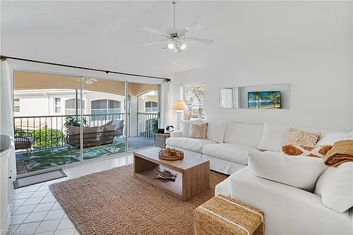 1044 Woodshire Ln Photo 1