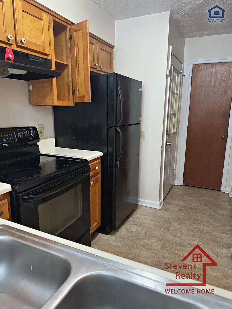 A Great Home for you Family — Photo 3
