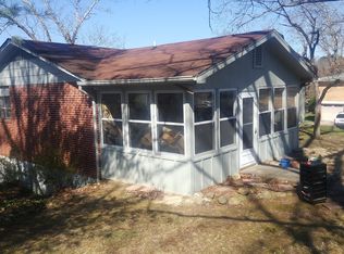 38 Travis Rd, Rossville, GA 30741
