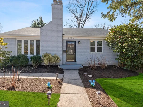 4910 Cushing Dr, Kensington, MD 20895