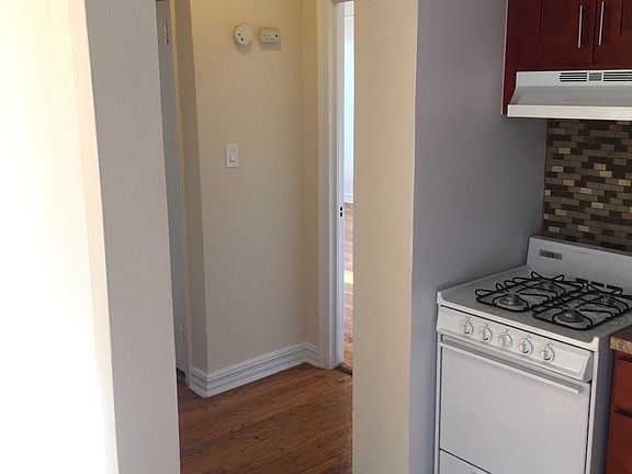 4th image of 8784 117th St