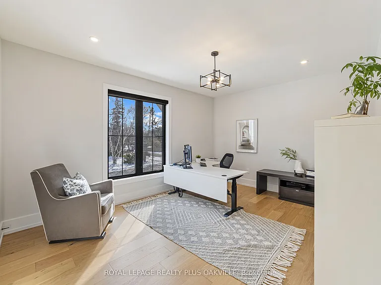 2057 Salvator Blvd — Photo 35