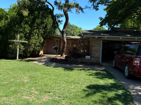 200 W Crestway St, Plainview, TX 79072