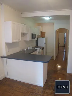 Rented by Bond New York | media 5