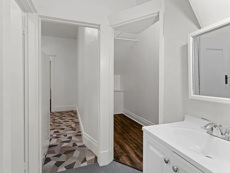 330 Cedar Avenue — Photo 49