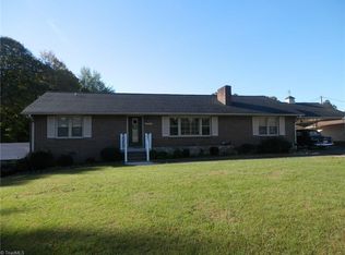 3166 Old Hollow Rd, Walkertown, NC 27051