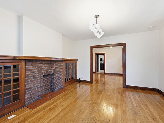 4th image of 286 E Markison Ave #286