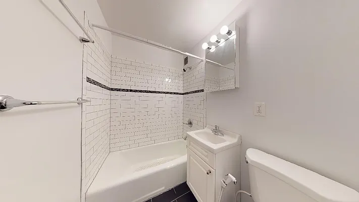 Rented by Bond New York | media 8