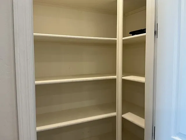 1268 E Jahns Dr — Photo 10
