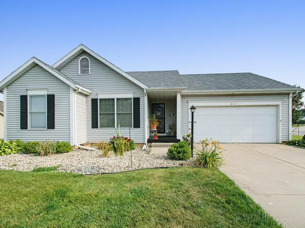 805 Copperfield Dr S, South Bend, IN 46614