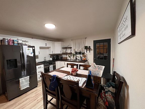 5th image of 1010 Kings Dr