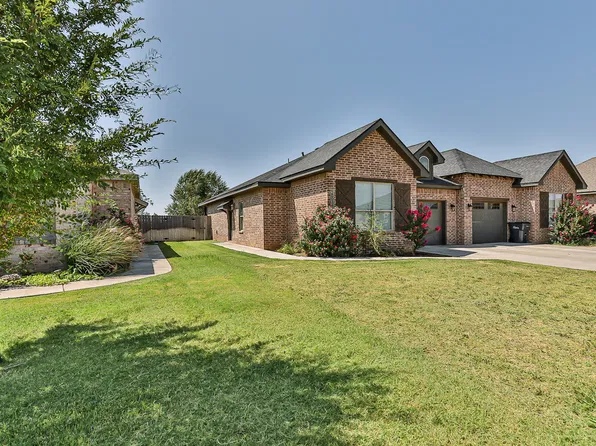 2020 102nd St #A, Lubbock, TX 79423