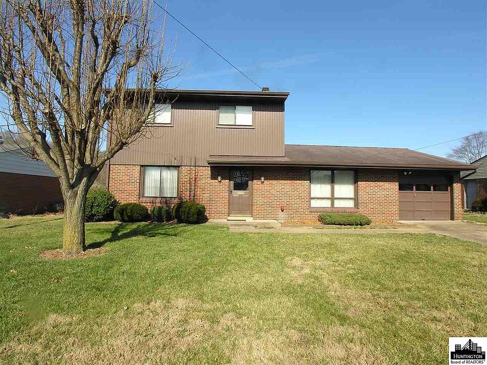 1st image of 4 Dickson Ln