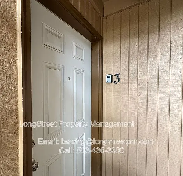 234 NW 21st St #3 — Photo 5