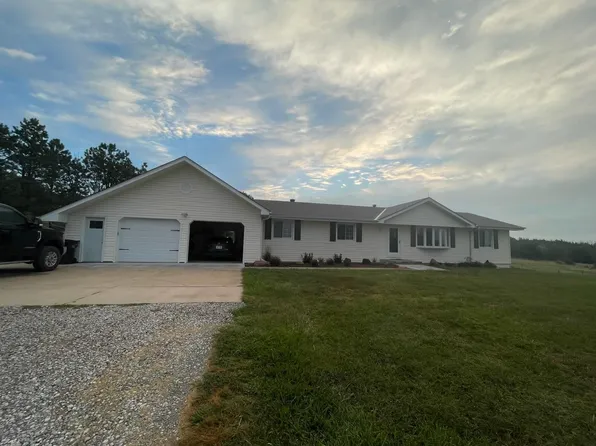 18000 S 54th St, Hickman, NE 68372