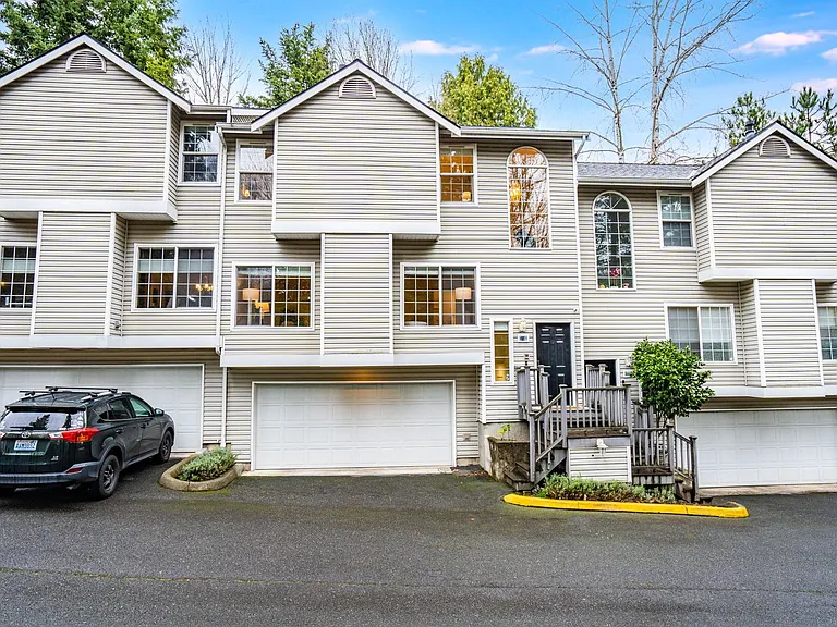 14505 Simonds Rd NE #C — Photo 2