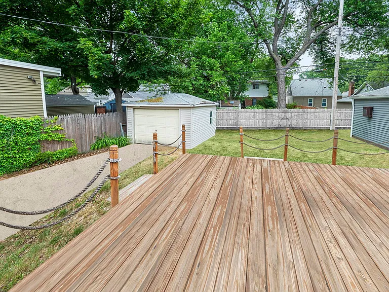 429 S Kenwood Ave — Photo 36