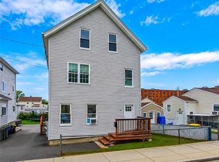 32 Slater St, Fall River, MA 02720