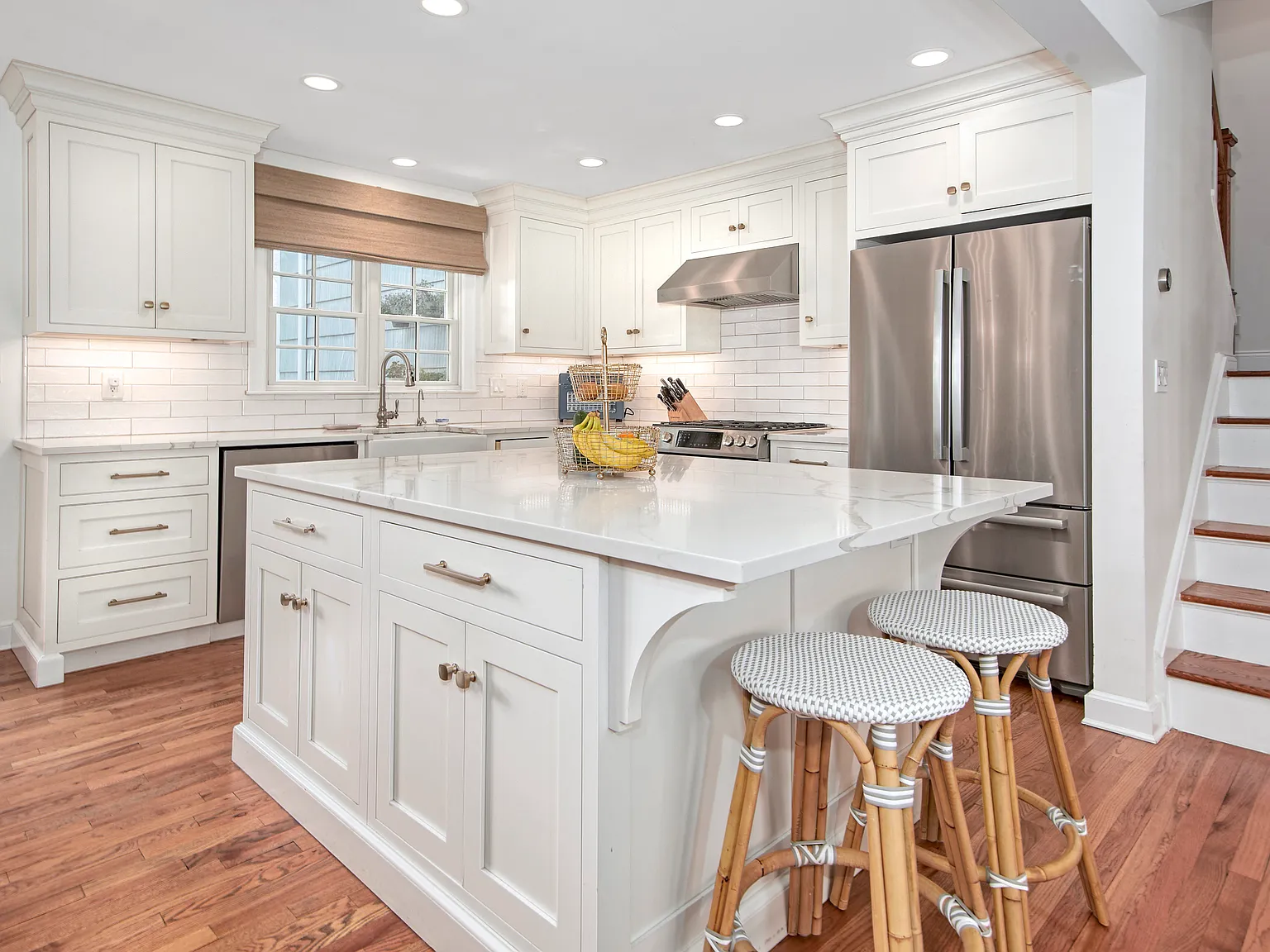 4 bed, 3.5 bath, $11,500 — Photo 1