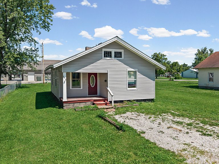 Listing photo 3