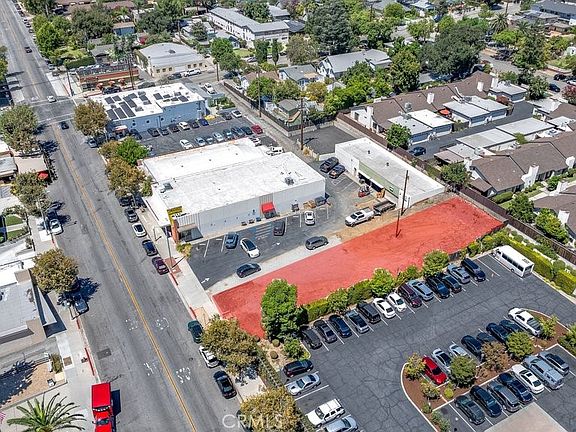 2nd image of 283 W Sierra Madre Blvd #7