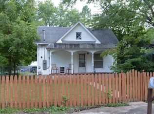 302 Cross St, Sarcoxie, MO 64862