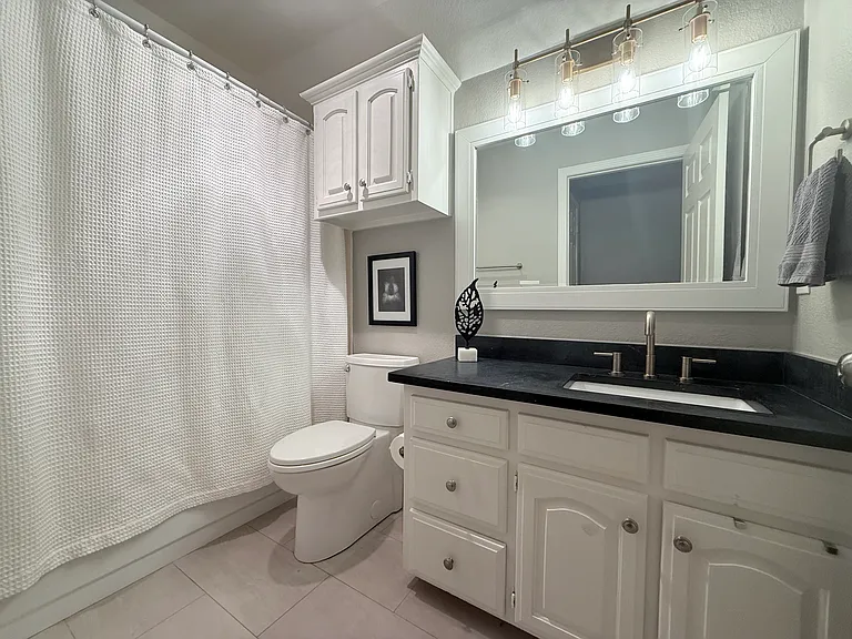 Upstairs Bathroom