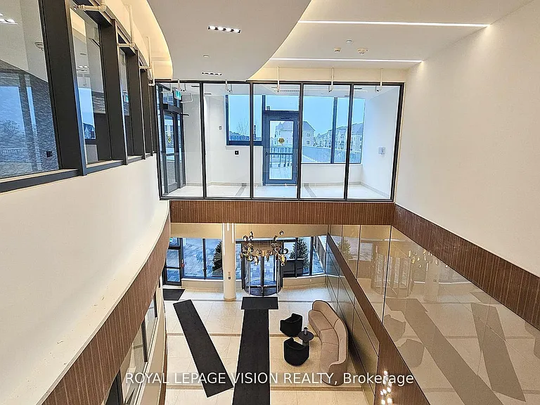 5105 Hurontario St #426 — Photo 4