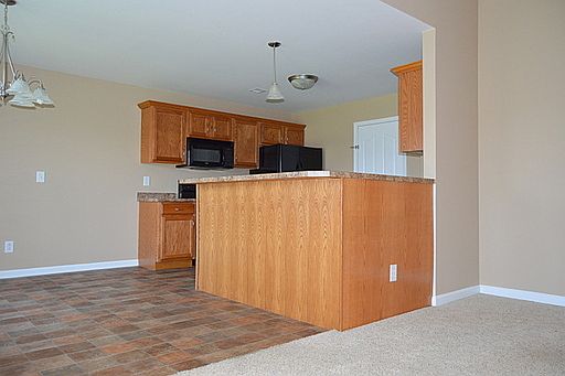 4th image of 984 Cindy Jo Ct