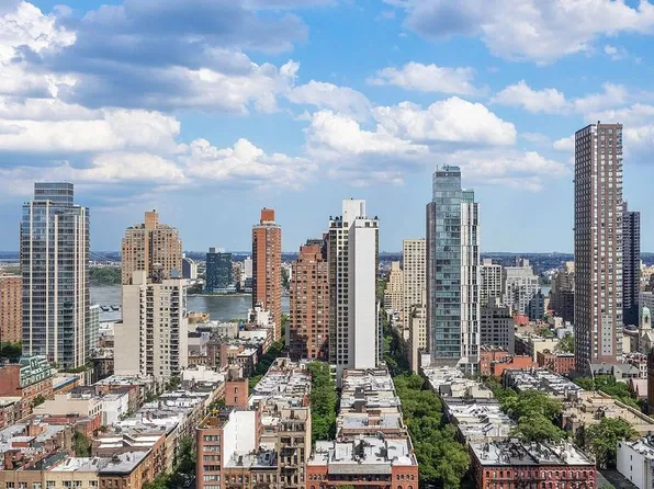 200 E 90th St APT 26F, New York, NY 10128