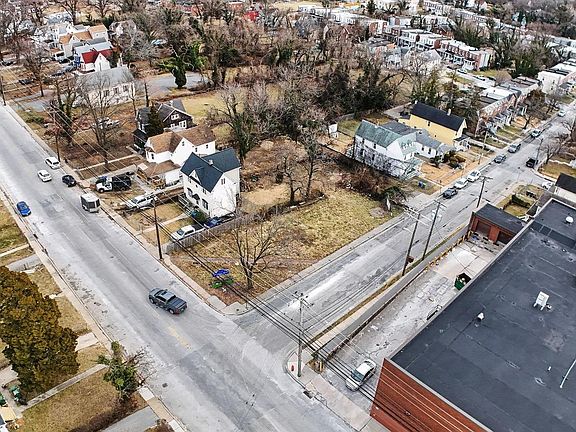 4th image of 601 Woodbourne Ave