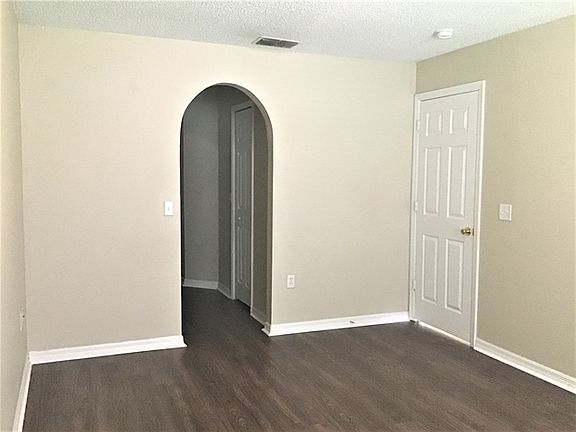 5th image of 3908 Stonefield Dr