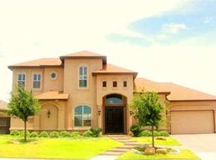 10815 Grenville Rd, Laredo, TX 78045
