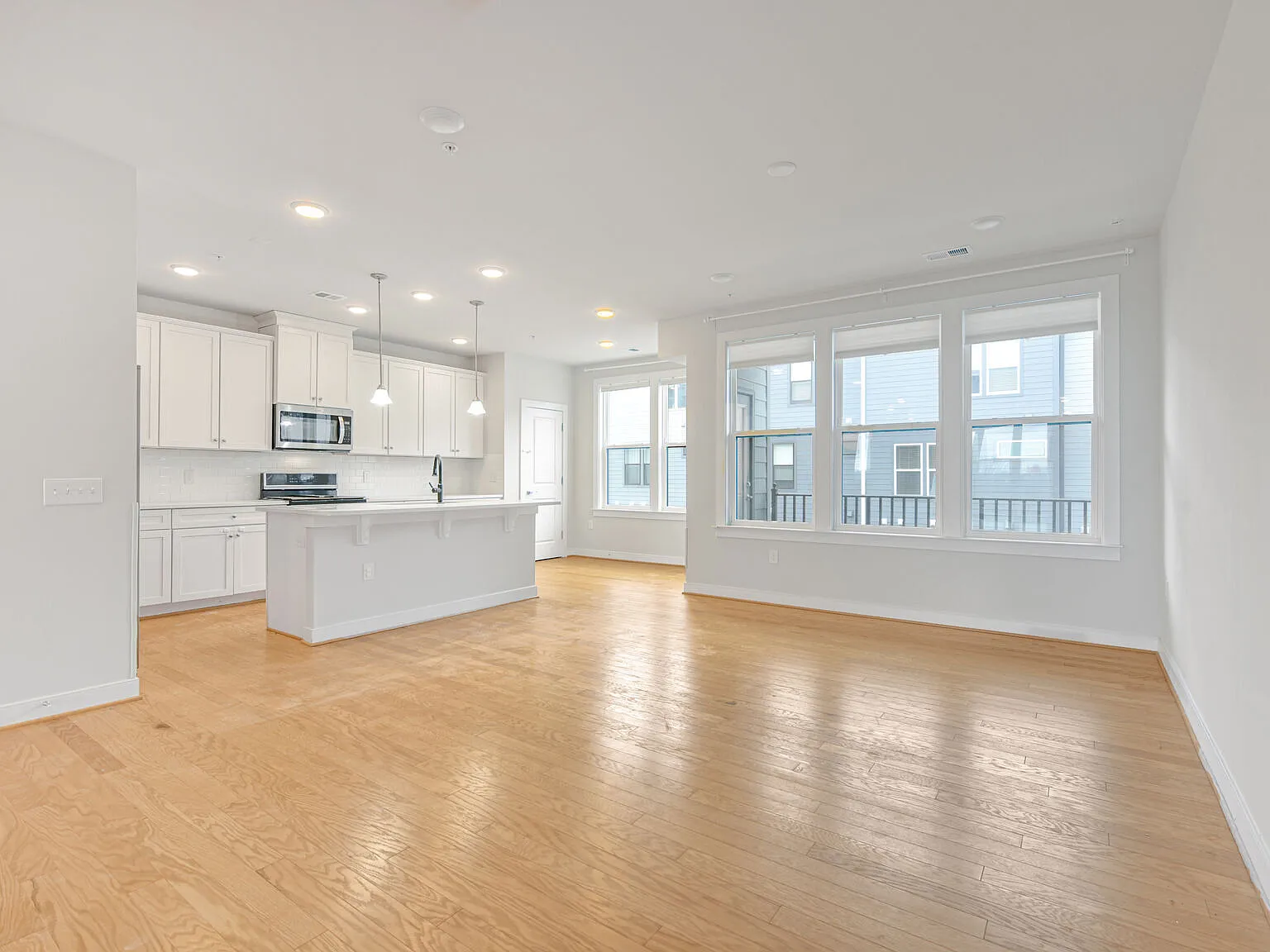 13356 Arrowbrook Centre Drive - 101 — Photo 4