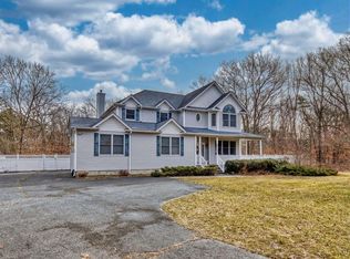 41 Miller Place Middle Is Rd, Miller Place, NY 11764