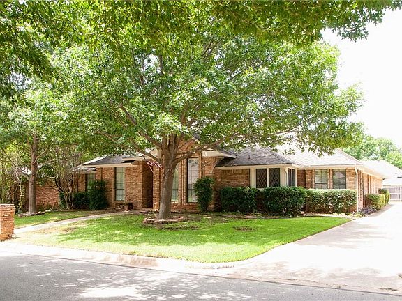 2nd image of 5106 Bedford Ct