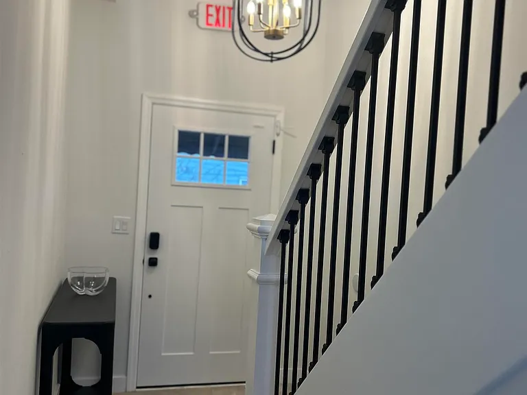 437 Bramhall Ave #1B — Photo 8