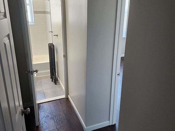 2nd image of 641 Lincoln Ave APT 5