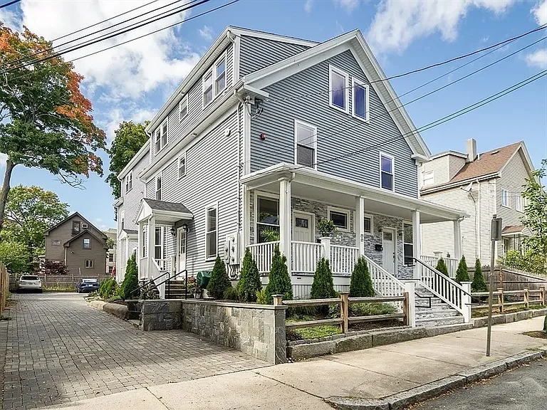 25-27 Albion St #2 — Photo 3