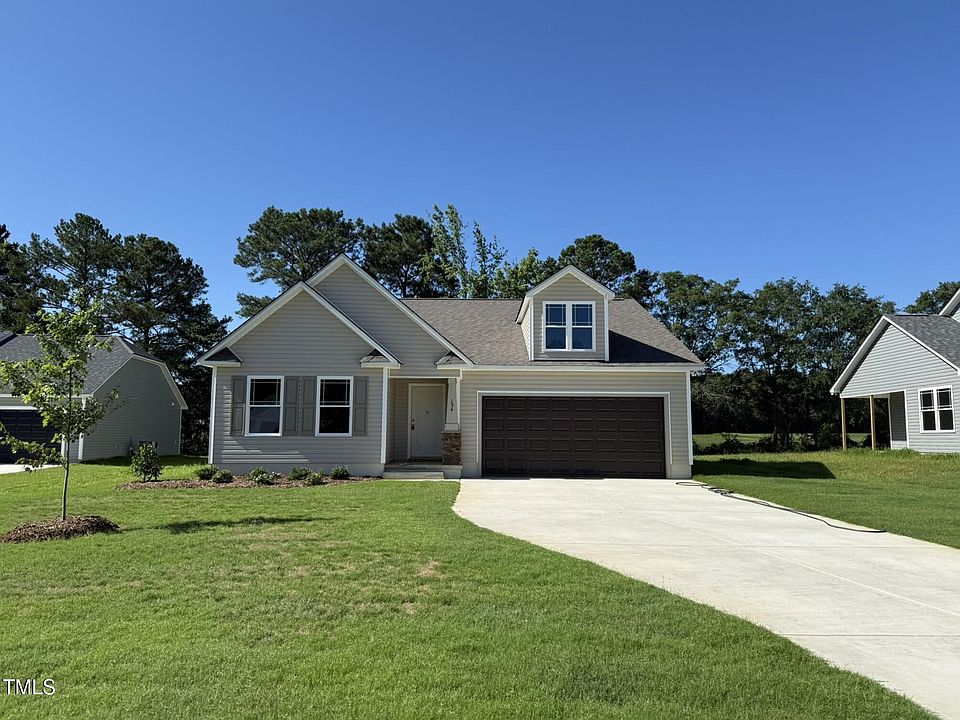 1st image of 154 Oakfield Trace Dr